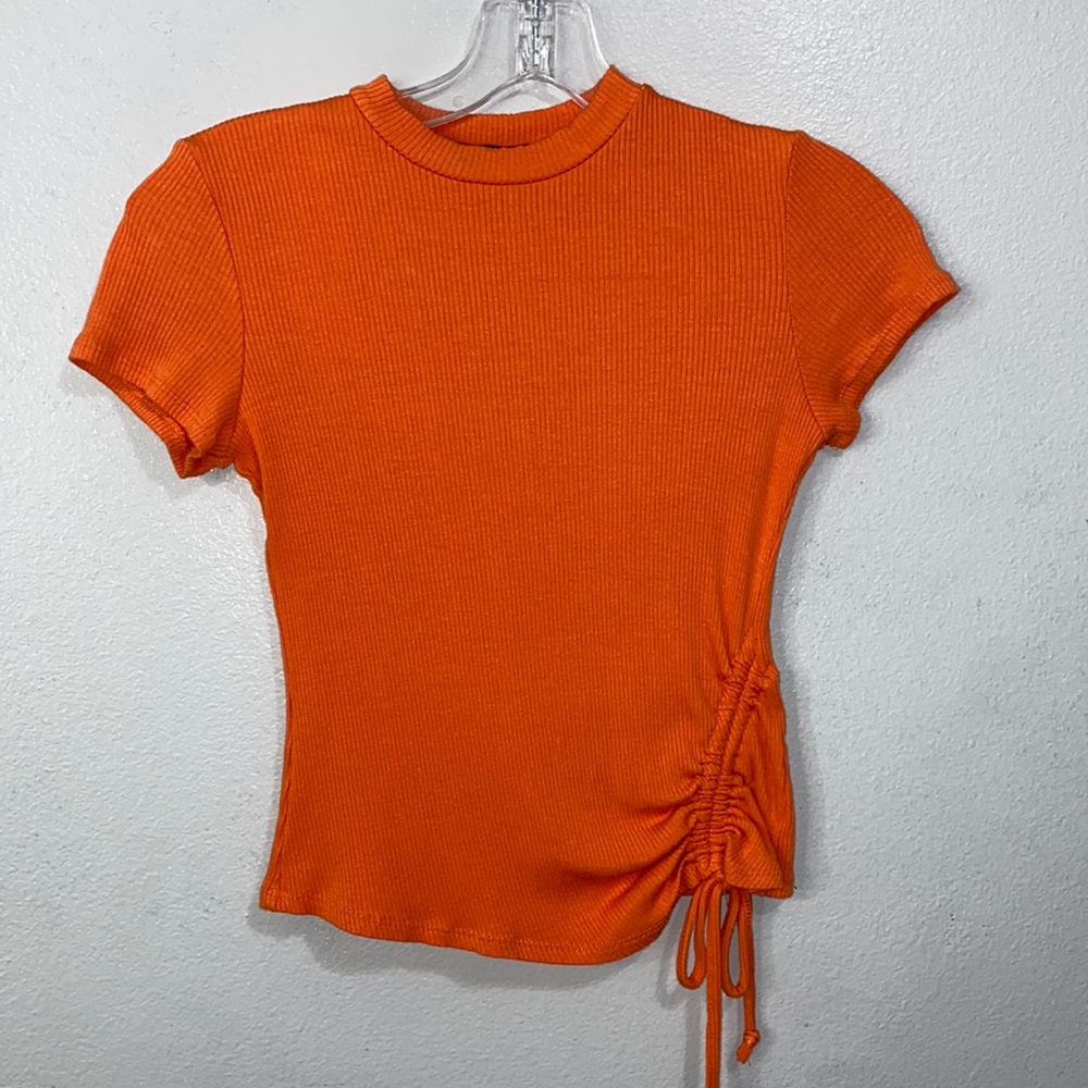 JOE & ELLE Orange Drawstring Side Top Size: (M/L)
